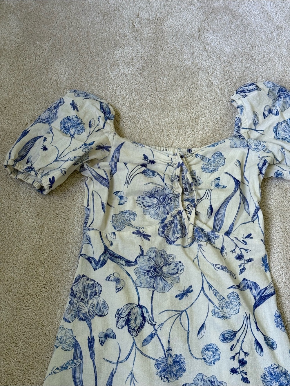 H&M Cream Floral Babydoll Puff Sleeve Dress with Blue Print